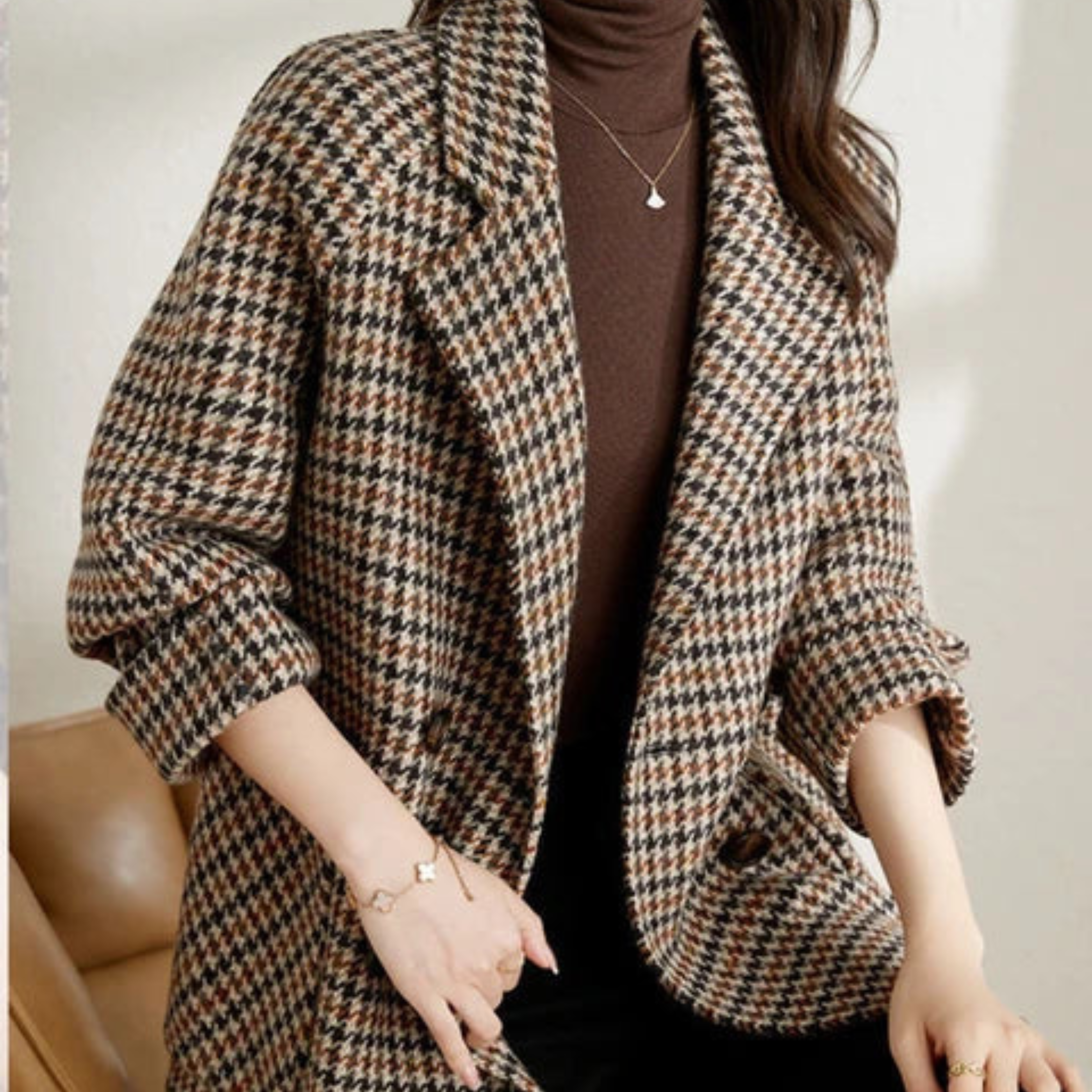 Women’s Long Checkered Blazer – Classic Autumn Winter Style