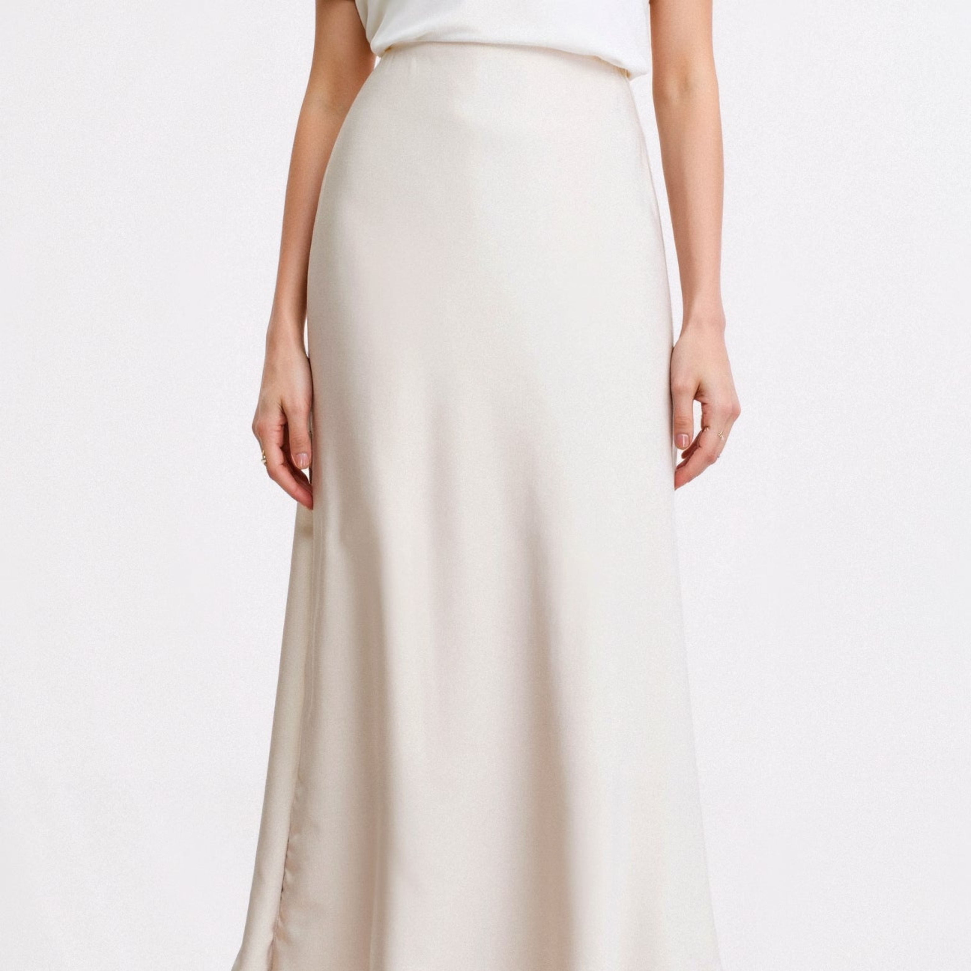 Women’s High-Waist Maxi Skirt – Minimalist A-Line Silhouette